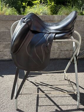 CWD M-W 17.5 Black Leather Dressage Saddle